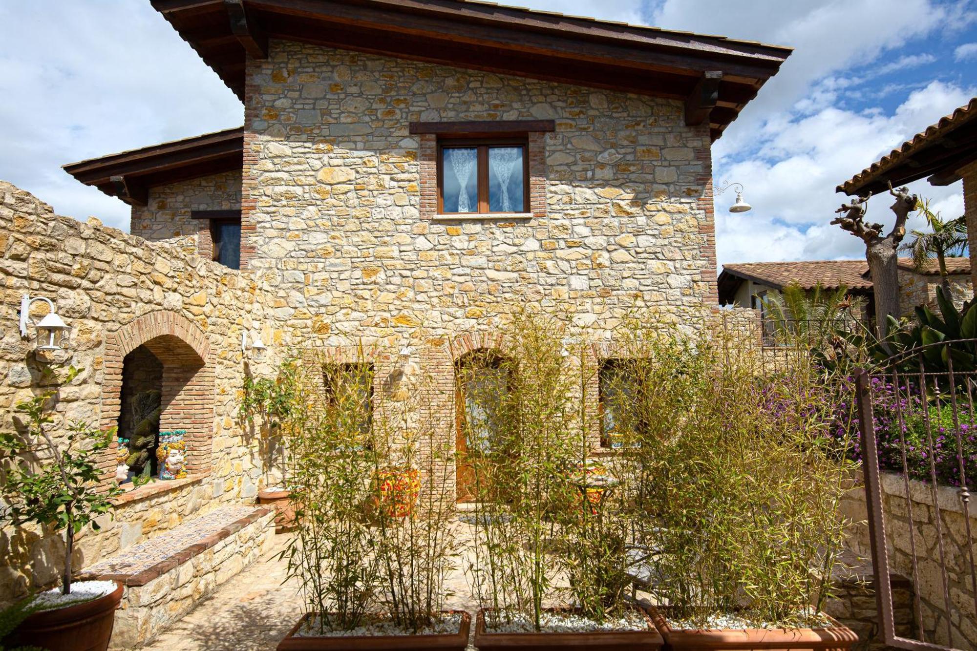 Relais Garden Cactus B&B Favara Exterior photo