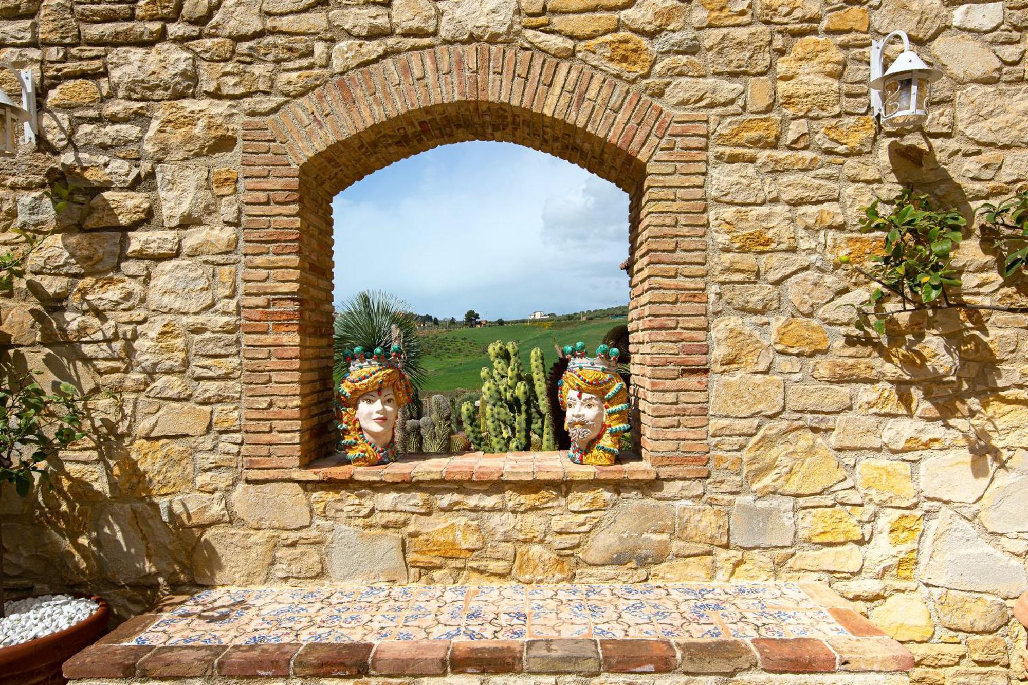 Relais Garden Cactus B&B Favara Exterior photo